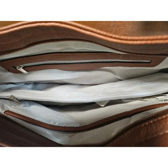 Alyssa Hobo Shoulder Bag Womens Large Brown New Hook Hardware - Picture 5 of 9